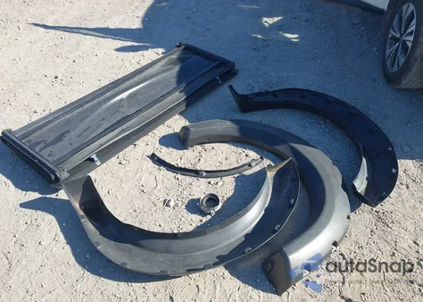 2010 Ford F-150 Fx4/Harley-Davidson/King Ranch/Lariat/Platinum/Xl/Xlt from USA, damaged, VIN 1FTFW1EV3AFB04273